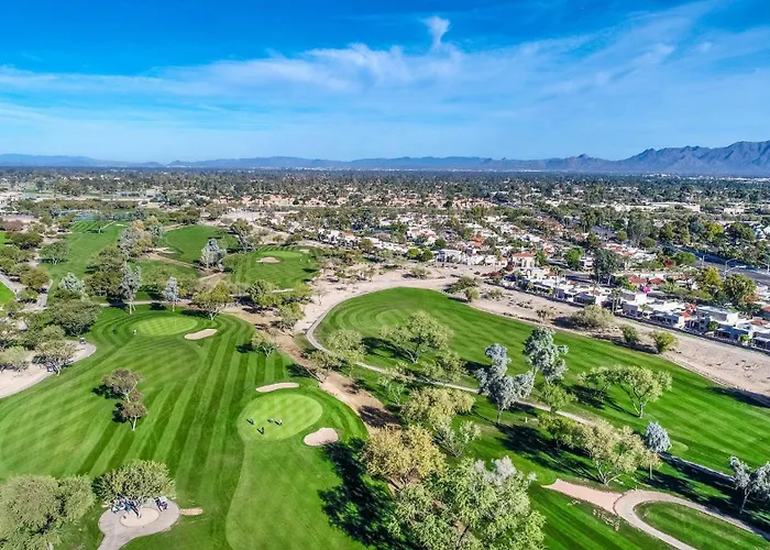 Peaceful Privacy-tennis-greenbelt-golf-walkable Dom wakacyjny